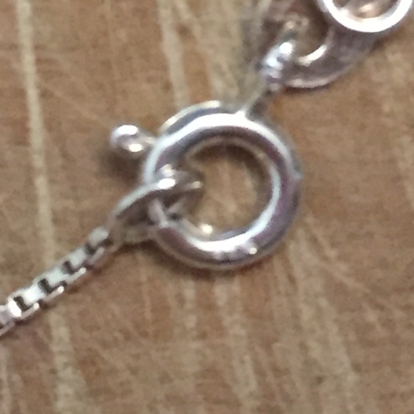 Dainty turquoise and silver cross pendant and sterling silver box chain - Picture 5 of 6